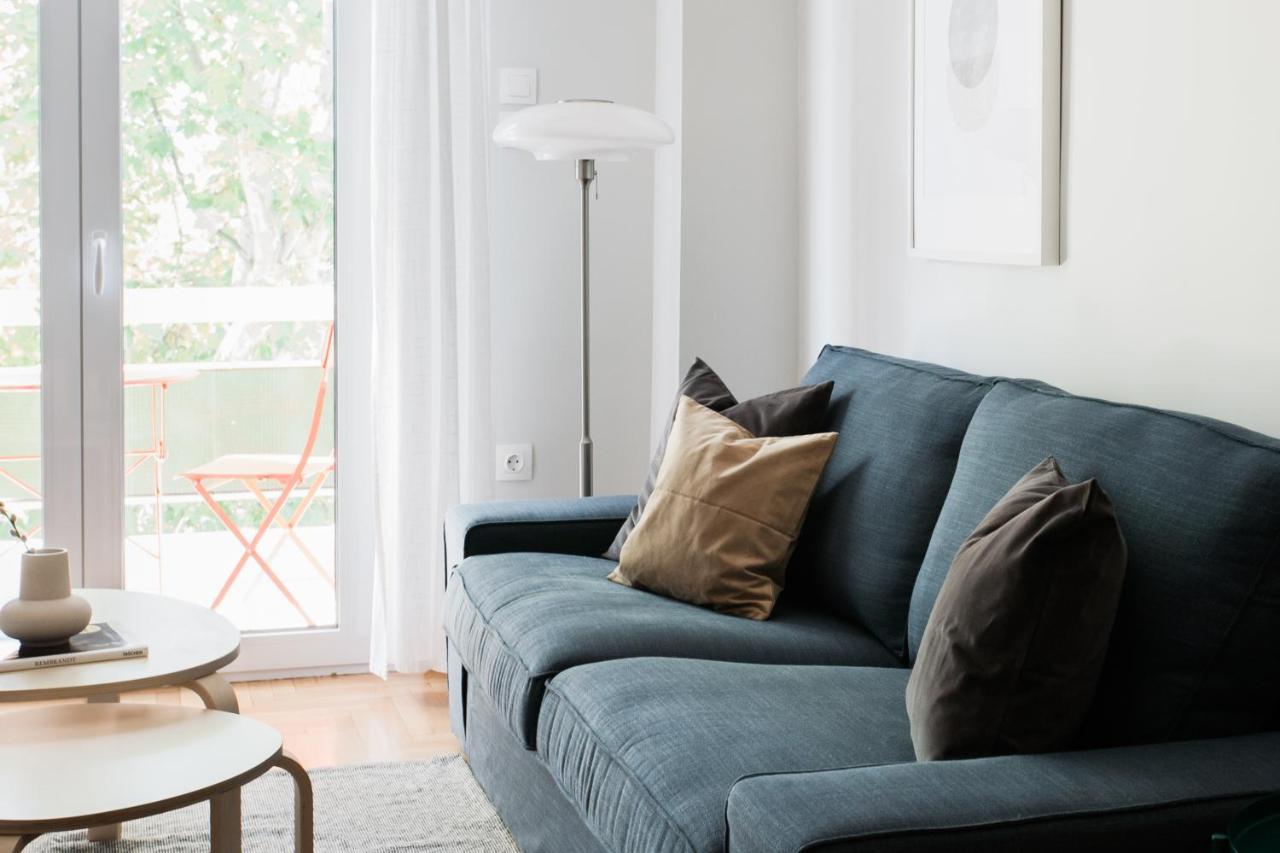 Absolute 2Br Apartment Near Emst Museum By Upstreet Atenas Exterior foto